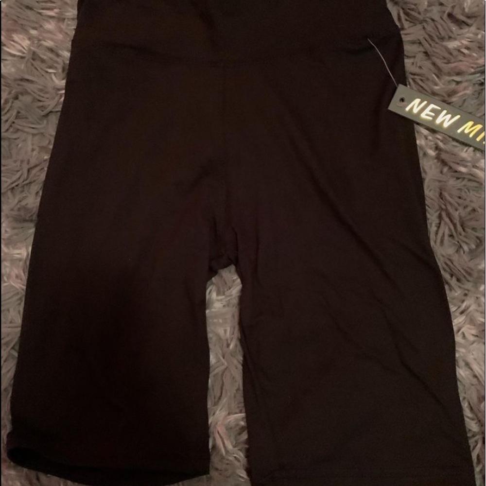 biker shorts: